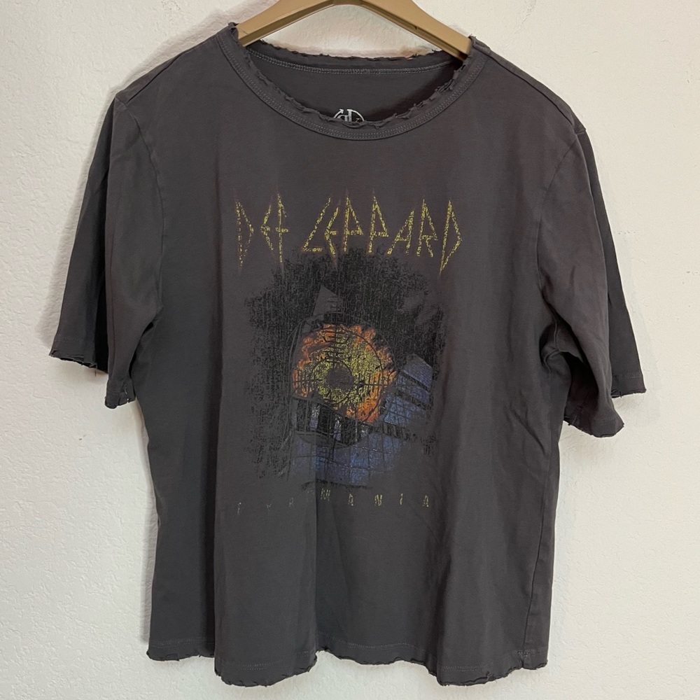 Recycled Karma Distressed Def Leppard Pyromania 100% Cotton Tee
